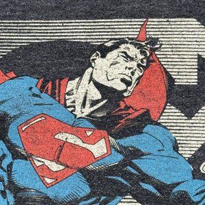 Superman T-Shirt Gray Small Short Sleeves Crew Neck 2010